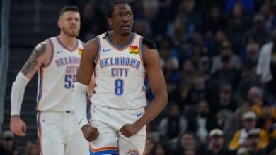 Thunder star Jalen Williams exits game against Warriors grabbing his eye