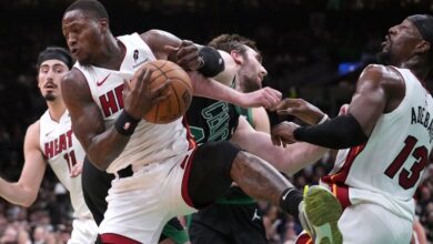 Brown scores 29, Pritchard adds 25 bench points to lead Celtics past Heat 108-89