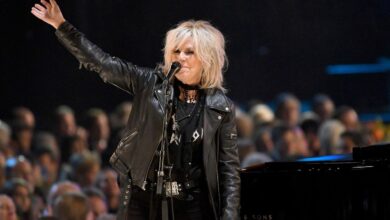 No pressure: Singer Lucinda Williams records album of Beatles songs at famed Abbey Road