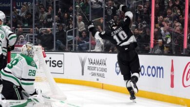 Foegele, Kings rally to beat Stars 3-2 for fourth straight win