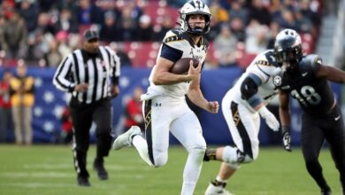 Blake Horvath shines as Navy dominates in a 31-13 victory over Bryson Daily and No. 19 Army