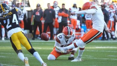 Browns sit struggling kicker Dustin Hopkins, Chiefs get K Harrison Butker back after 4-game absence