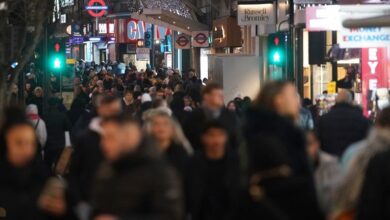 Bank of England set to keep UK interest rates on hold despite paltry economic growth