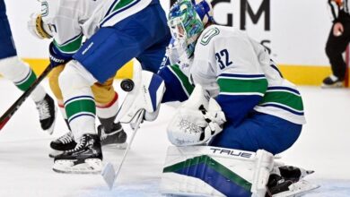 Golden Knights top Canucks 3-1, win for 6th time in 7 games