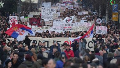 Thousands stream into Belgrade square to protest against populist Serbian president