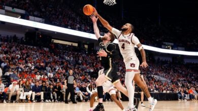 AP men’s player of the week: Johni Broome remains dominant for No. 2 Auburn in Purdue romp