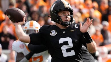 Pavia leads Vanderbilt against King, Georgia Tech in Birmingham Bowl