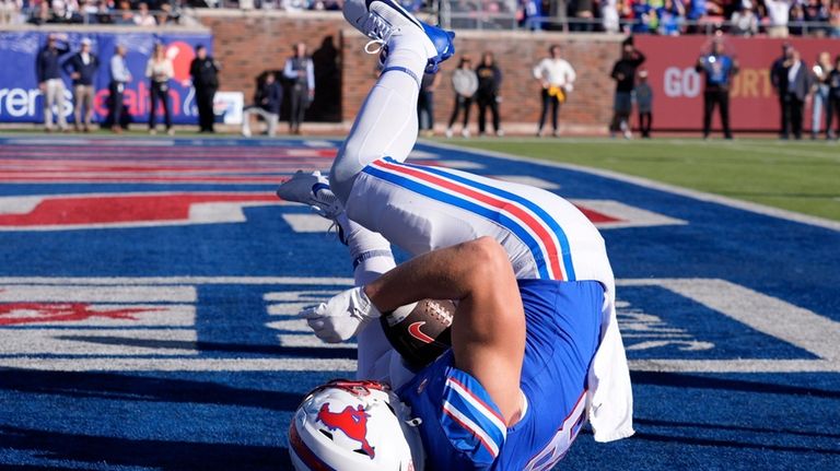 No. 9 SMU beats Cal 38-6. Up next, the ACC title game in Mustangs’ 1st season in the conference