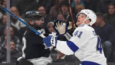 Adrian Kempe scores late, and th Kings beat the Lightning 2-1 for a 4-game winning streak