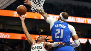 Hardy scores 25 and Mavericks use late 16-0 run to rally past Trail Blazers 117-111