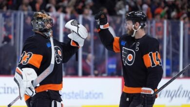 Cates scores twice to help Flyers rally to beat Panthers 4-3