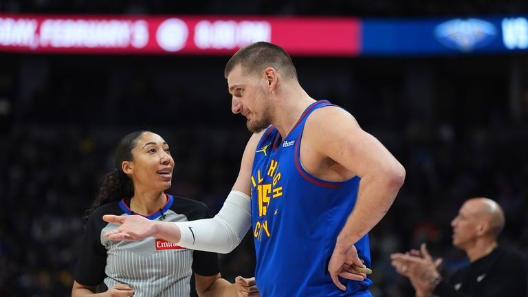 Nikola Jokic has 5th straight triple-double to help the Nuggets beat the Kings, 132-123