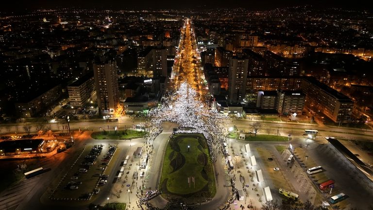 Blockades, mass rally set in Serbia to mark 3 months since canopy collapse killed 15 people