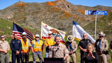 Riverside County sheriff becomes the first major Republican to say he’ll run for California governor