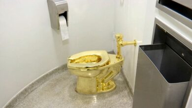 Prosecutor says golden toilet was stolen from English palace in ‘audacious raid’