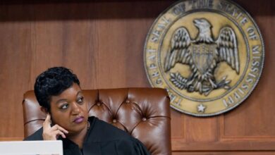 Mississippi judge vacates her order that a newspaper remove its editorial criticizing local leaders