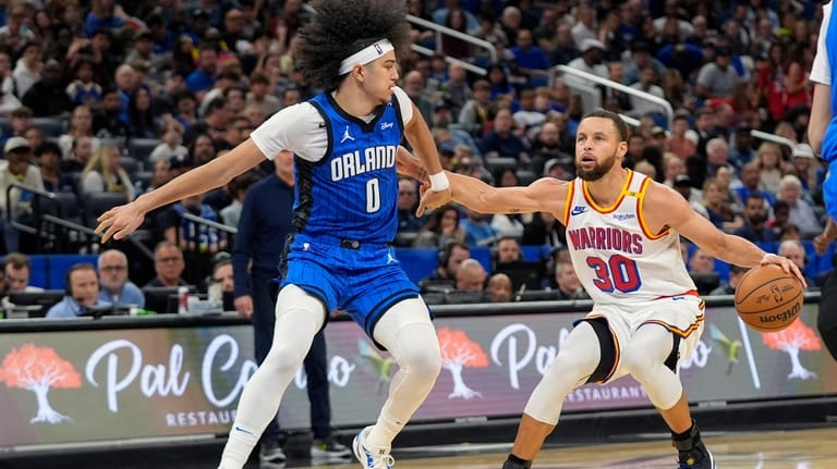 Stephen Curry does it all in a 56-point masterpiece, from a halfcourt heave to a jersey toss to mom