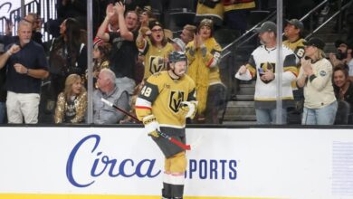 Barbashev’s 4-point night helps Golden Knights hold off Blackhawks 7-5