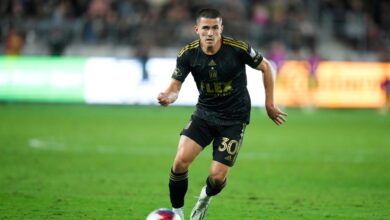 CONCACAF clears LAFC’s Sergi Palencia of discriminatory language charge by Rapids’ Chidozie Awaziem