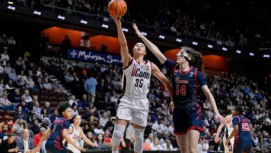 Paige Bueckers scores 20 points as No. 3 UConn rolls into Big East semis with win over St. John’s.