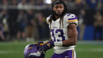 Vikings re-sign Aaron Jones to 2-year, M contract after solid debut with former rival