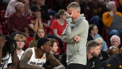 AP source: Arizona State coach Bobby Hurley expected to return for 11th season