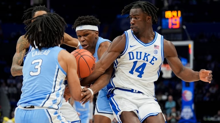 No. 1 Duke holds off furious North Carolina rally to win 74-71, reach ACC title game without Flagg