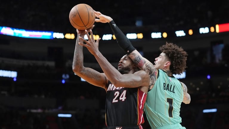 Wiggins scores 42 points and Heat roll past Hornets 122-105 to snap 10-game losing streak