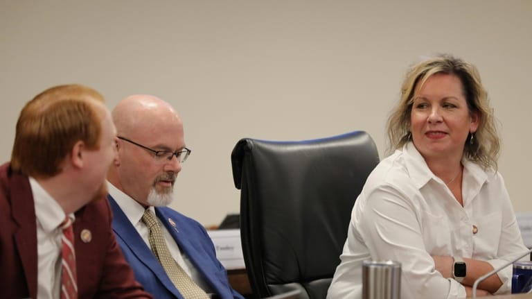 South Carolina’s flat tax proposal would initially raise rates for most South Carolina’s flat tax proposal would initially raise rates for most