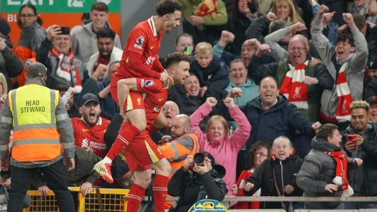 Liverpool beats Everton 1-0 to restore 12-point lead in the Premier League Liverpool beats Everton 1-0 to restore 12-point lead in the Premier League