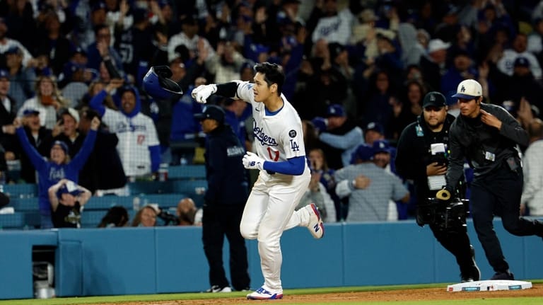 Ohtani’s walk-off homer boosts Dodgers to 8-0 with another comeback win Ohtani’s walk-off homer boosts Dodgers to 8-0 with another comeback win