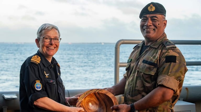 Crew of New Zealand navy ship which sank off Samoa lacked training, experience, an inquiry finds Crew of New Zealand navy ship which sank off Samoa lacked training, experience, an inquiry finds