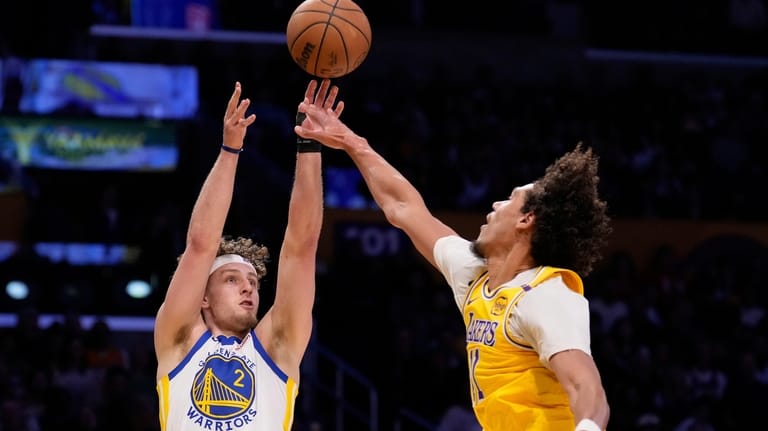 Curry scores 37 points and Warriors beat Lakers 123-116 in a potential first-round playoff preview Curry scores 37 points and Warriors beat Lakers 123-116 in a potential first-round playoff preview