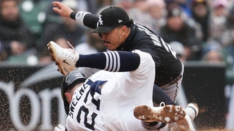 Carpenter and Torkelson homer as Tigers beat White Sox 7-2 and drop Chicago to 2-6 Carpenter and Torkelson homer as Tigers beat White Sox 7-2 and drop Chicago to 2-6