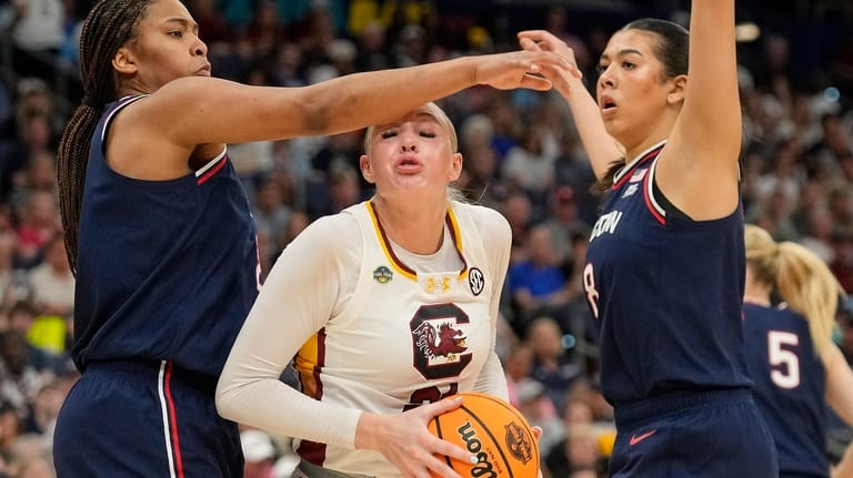Jana El Alfy’s parents traveled from Egypt to watch the freshman center and UConn win a title Jana El Alfy’s parents traveled from Egypt to watch the freshman center and UConn win a title