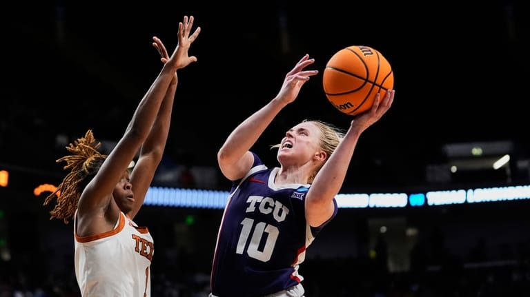 WNBA mock draft: Paige Bueckers goes No. 1 to Dallas and Seattle selects French star Malonga 2nd WNBA mock draft: Paige Bueckers goes No. 1 to Dallas and Seattle selects French star Malonga 2nd