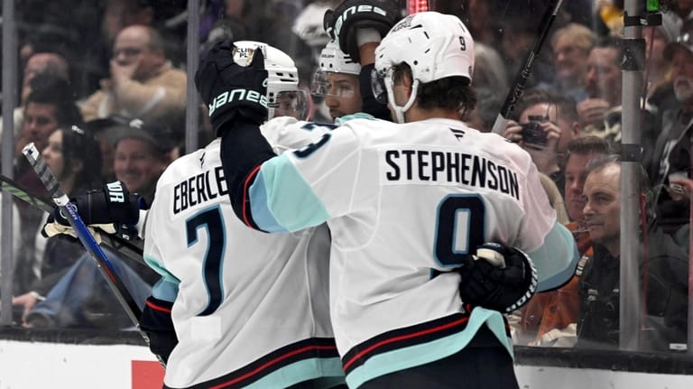 Beniers, Montour score 54 seconds apart late in 1st period and Kraken beat the Kings 2-1