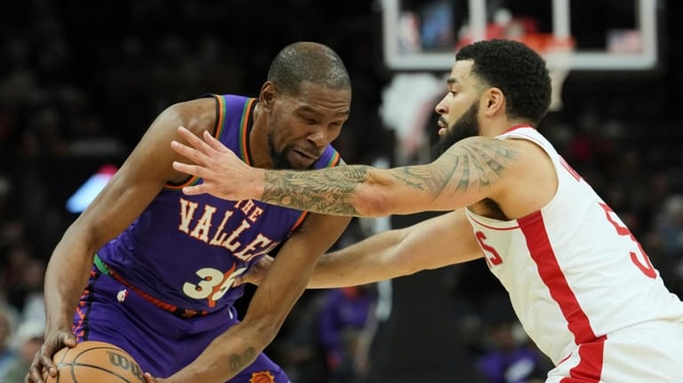 Suns complete their high-priced flop, won’t make postseason after dismal year Suns complete their high-priced flop, won’t make postseason after dismal year