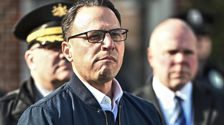 Suspect in arson at Pennsylvania Gov. Josh Shapiro’s residence planned to beat him, documents say Suspect in arson at Pennsylvania Gov. Josh Shapiro’s residence planned to beat him, documents say